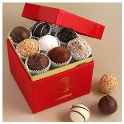 3298-red-gold-pearl-truffle-box_250.jpg picture by imanprincess5