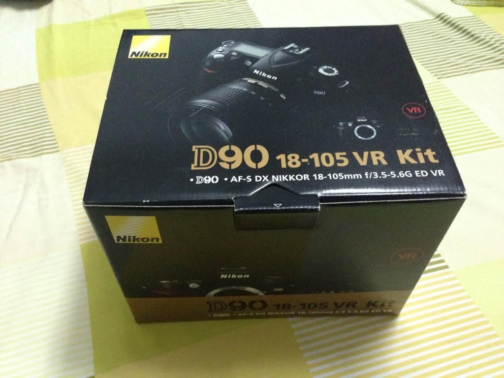 Cần bán Nikon D90 + lens kit 18-105 - fullbox 98% - 1