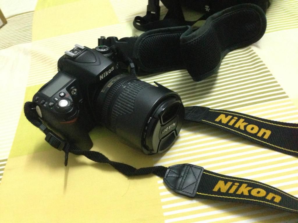Cần bán Nikon D90 + lens kit 18-105 - fullbox 98% - 5