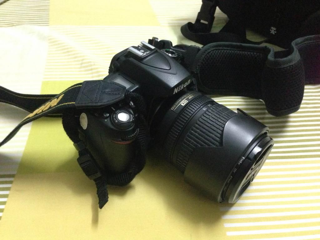 Cần bán Nikon D90 + lens kit 18-105 - fullbox 98%