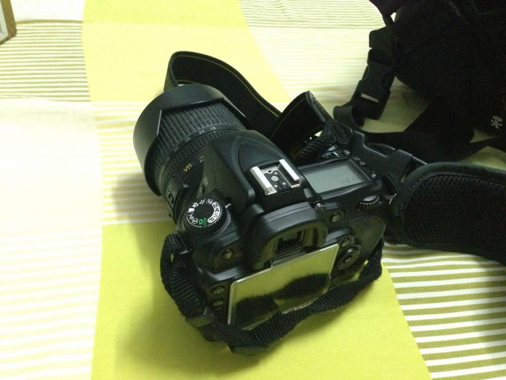 Cần bán Nikon D90 + lens kit 18-105 - fullbox 98% - 2