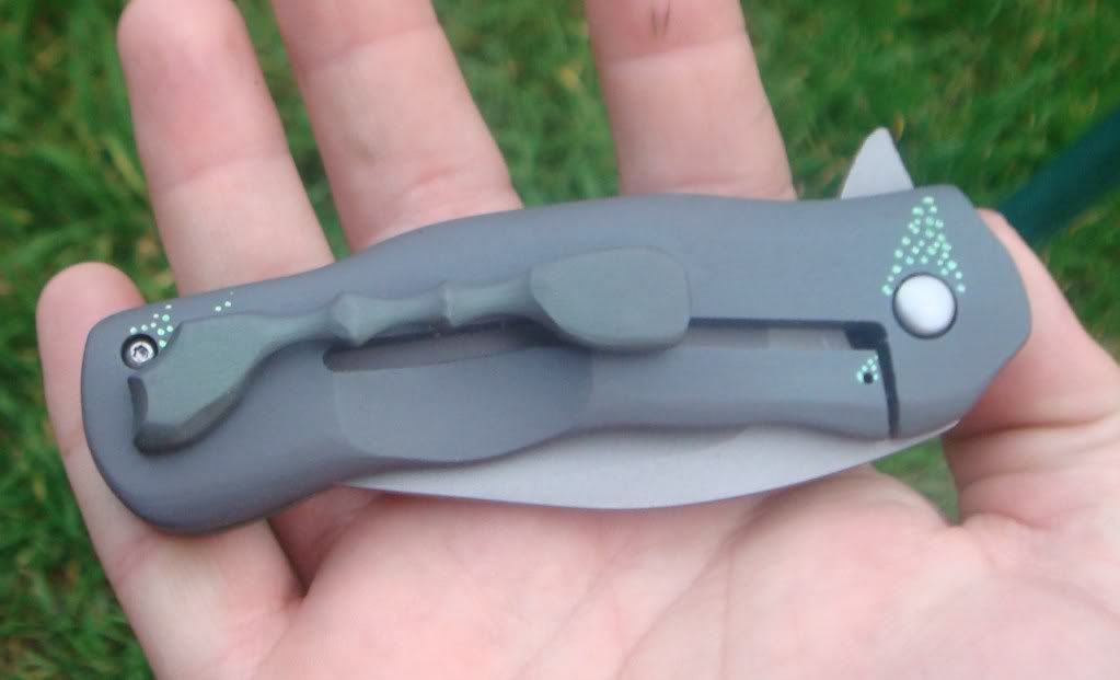sharkknife005.jpg