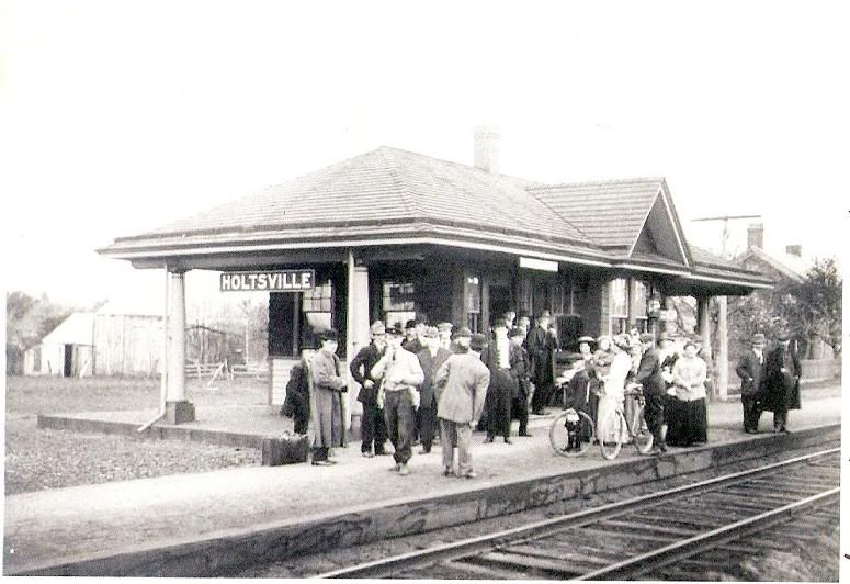 Old Photos of the Holtsville Train Station & Trolley