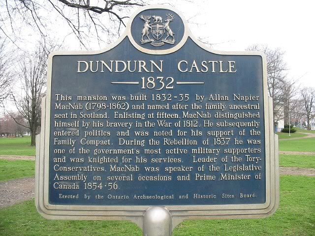 DundurnCastle2.jpg