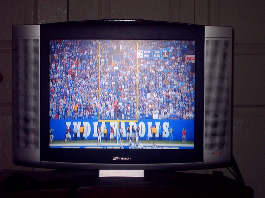 IMAG0008.jpg Colts HDTV picture by atrain4