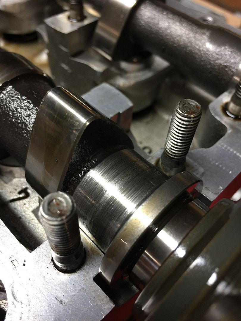 Camshaft journal wear