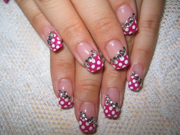 strawberry cute nail design. nail art designs lines