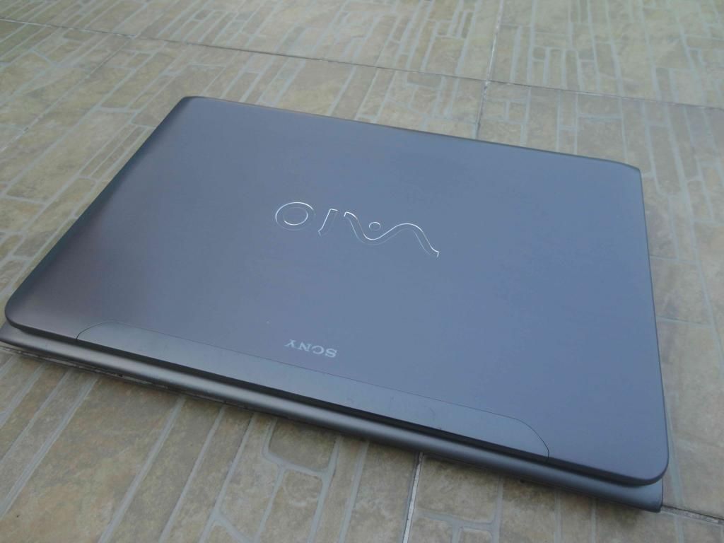Bán Sonyvaio i5 3230m vga Ati 1g nguyên tem SonyVN
