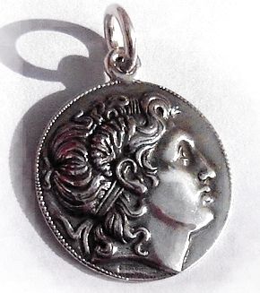 Alexander the Great coin boutique grecque bijoux, bijoux en argent antique, pendentif piθce de monnaie, la mythologie grecque, vous pouvez acheter des bijoux fabriquιs ΰ la main de la Grθce. Alexandre le Grand