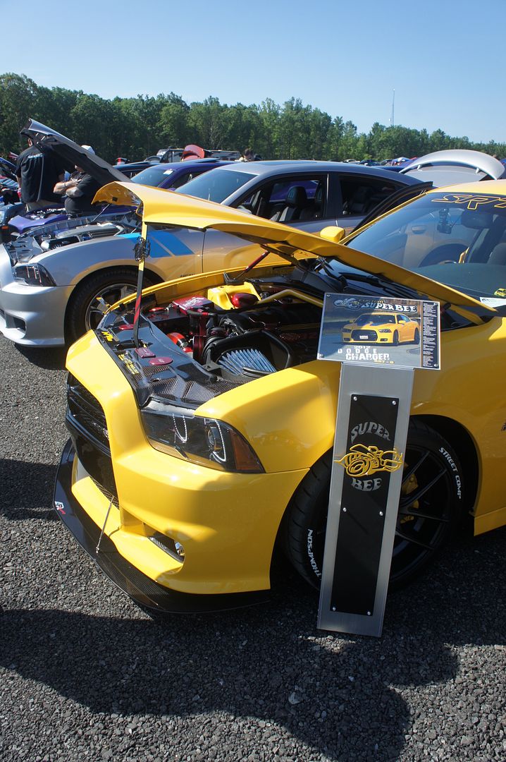 BigBully Intakes, Info Stands and Props - Sale!! Superbee-1_zpsnm3rmgxy