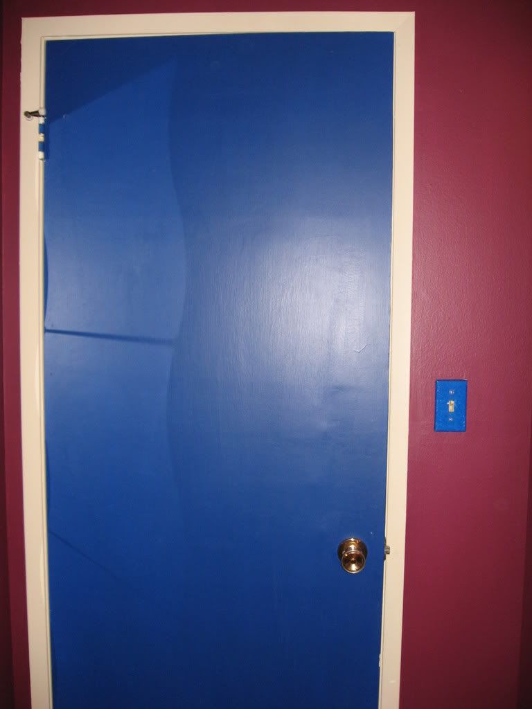 bedroom door with trim